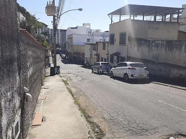 Terreno / Lote para Venda em Juiz de Fora/MG Paineiras