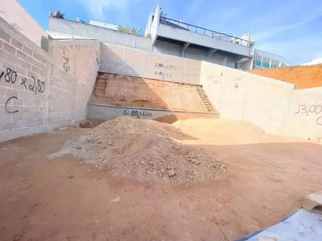 Terreno / Lote para Venda em Juiz de Fora/MG São Pedro
