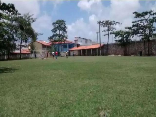 Terreno / Lote para Venda em Lauro de Freitas/BA Centro