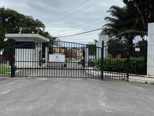 Terreno / Lote para Venda em Lauro de Freitas/BA Portão