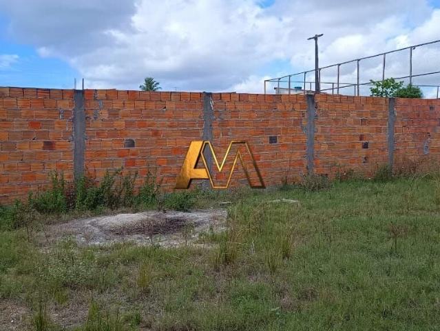 Terreno / Lote para Venda em Lauro de Freitas/BA Vila Praiana