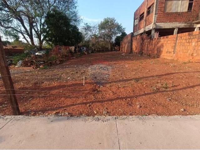 Terreno / Lote para Venda em Lins/SP Parque Ferroviário
