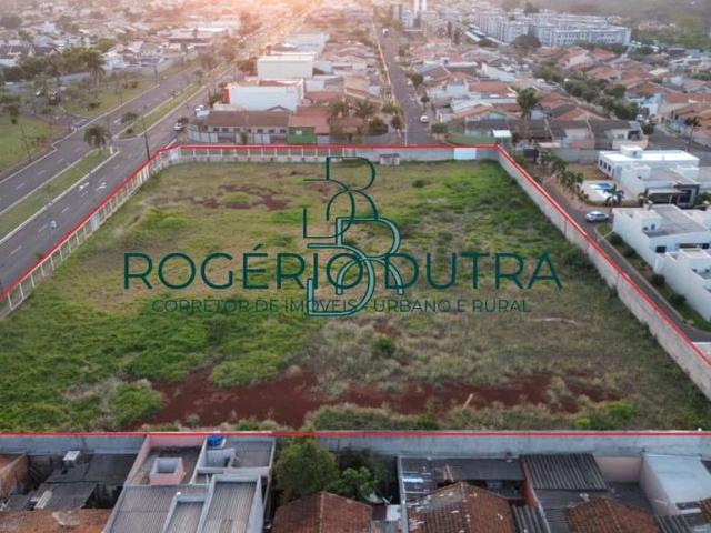 Terreno / Lote para Venda em Londrina/PR Operária