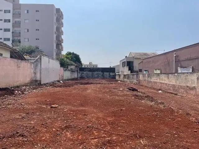 Terreno / Lote para Venda em Londrina/PR Centro