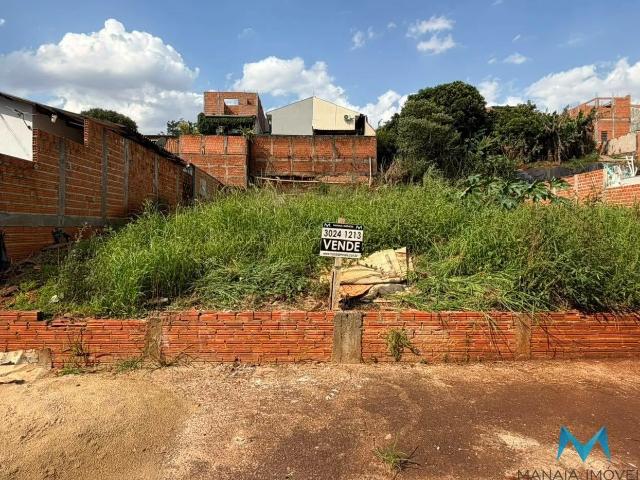 Terreno / Lote para Venda em Londrina/PR Colúmbia