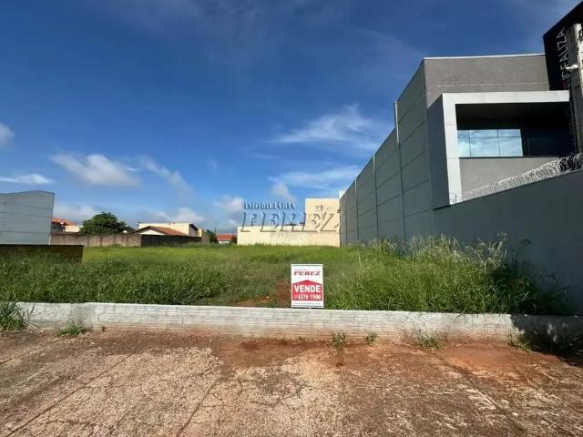 Terreno / Lote para Venda em Londrina/PR Colúmbia