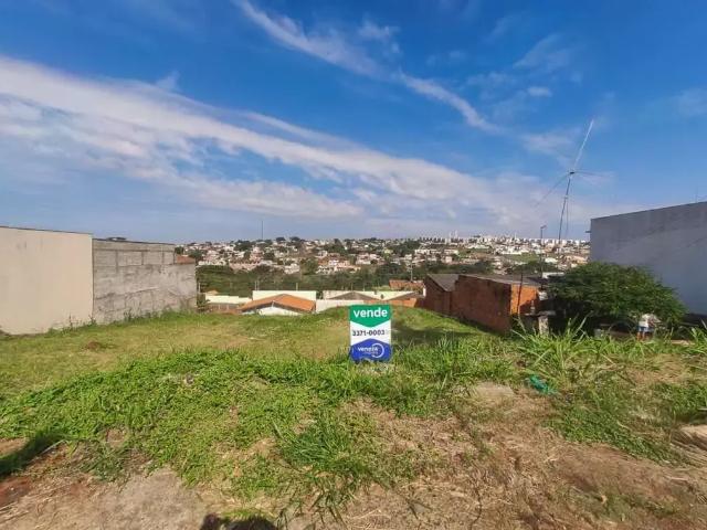 Terreno / Lote para Venda em Londrina/PR Colúmbia