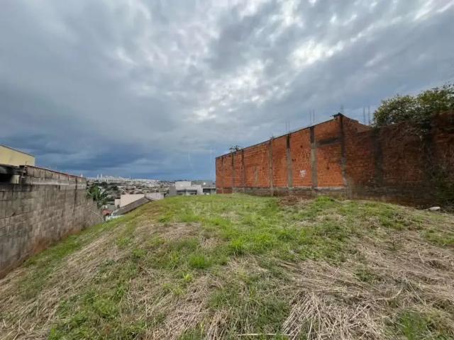 Terreno / Lote para Venda em Londrina/PR Colúmbia