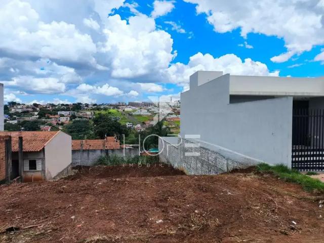 Terreno / Lote para Venda em Londrina/PR Colúmbia