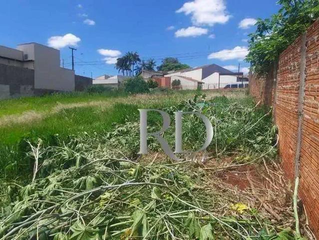 Terreno / Lote para Venda em Londrina/PR Colúmbia