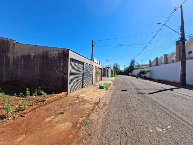 Terreno / Lote para Venda em Londrina/PR Jardim Pioneiros