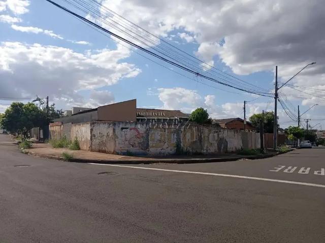 Terreno / Lote para Venda em Londrina/PR Leonor