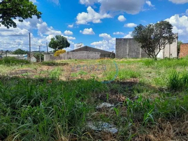 Terreno / Lote para Venda em Londrina/PR Leonor