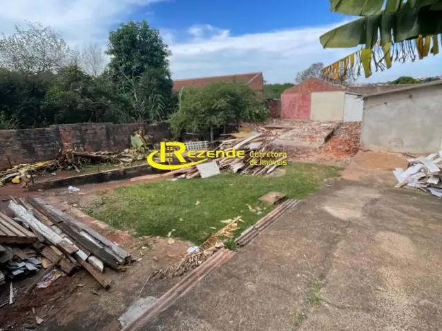 Terreno / Lote para Venda em Londrina/PR Leonor