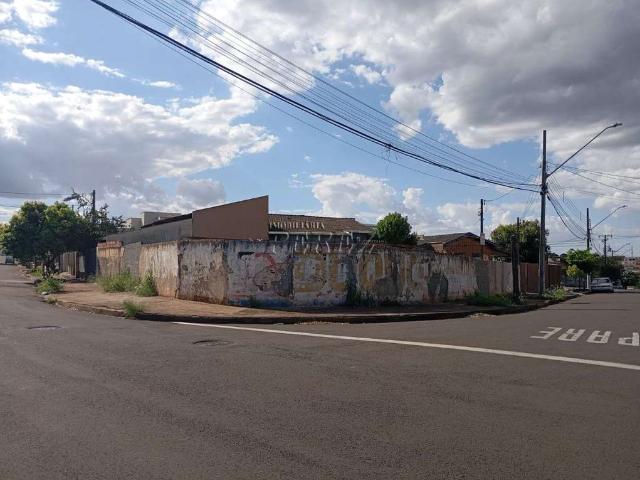 Terreno / Lote para Venda em Londrina/PR Leonor
