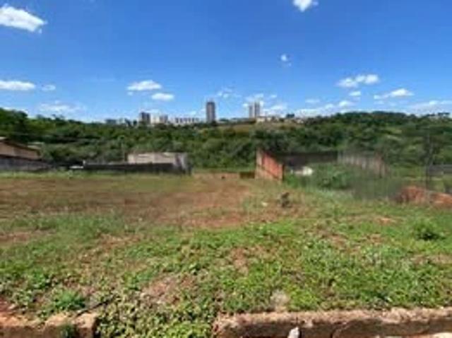 Terreno / Lote para Venda em Londrina/PR Portal de Versalhes 1
