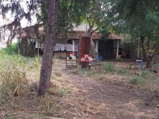 Terreno / Lote para Venda em Lorena/SP Cruz