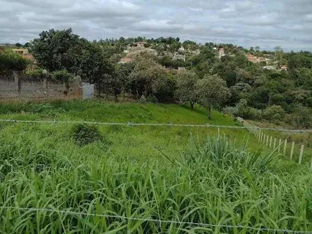 Terreno / Lote para Venda em Louveira/SP Monterrey