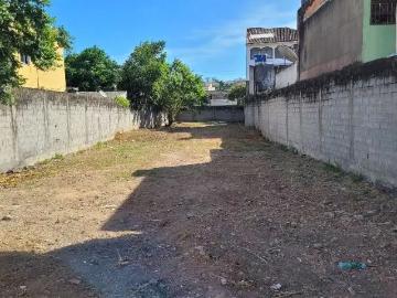 Terreno / Lote para Venda em Macaé/RJ Miramar