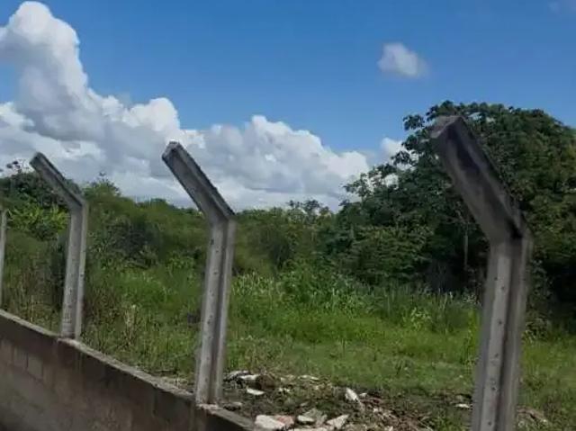 Terreno / Lote para Venda em Maceió/AL Antares