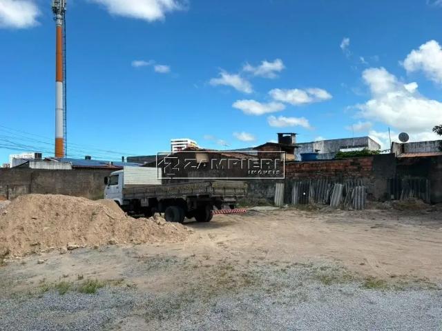 Terreno / Lote para Venda em Maceió/AL Serraria