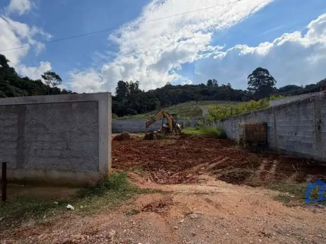 Terreno / Lote para Venda em Mairinque/SP Dona Catarina