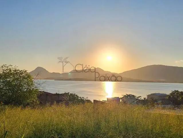 Terreno / Lote para Venda em Maricá/RJ Araçatiba