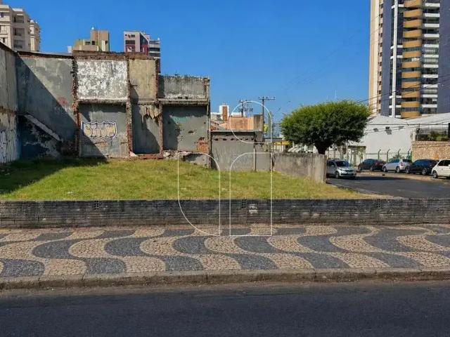 Terreno / Lote para Venda em Marília/SP Centro