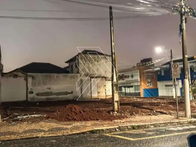 Terreno / Lote para Venda em Marília/SP Centro