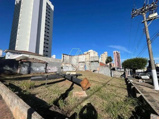 Terreno / Lote para Venda em Marília/SP Centro