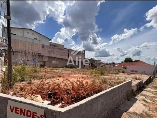Terreno / Lote para Venda em Marília/SP Alto Cafezal