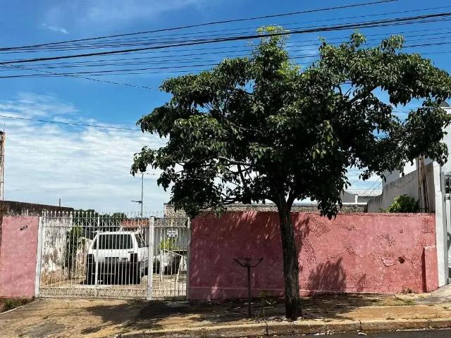 Terreno / Lote para Venda em Marília/SP Banzato