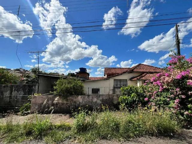 Terreno / Lote para Venda em Marília/SP Banzato