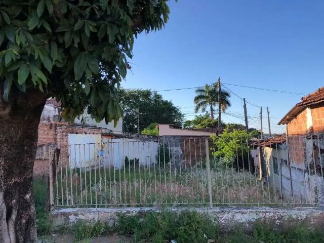 Terreno / Lote para Venda em Marília/SP Banzato