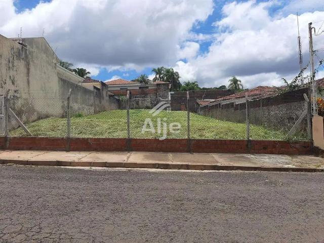 Terreno / Lote para Venda em Marília/SP Jardim Marajá