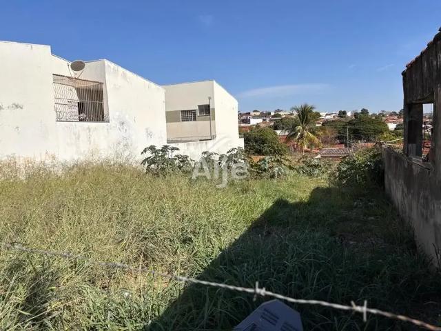 Terreno / Lote para Venda em Marília/SP Jardim Marília