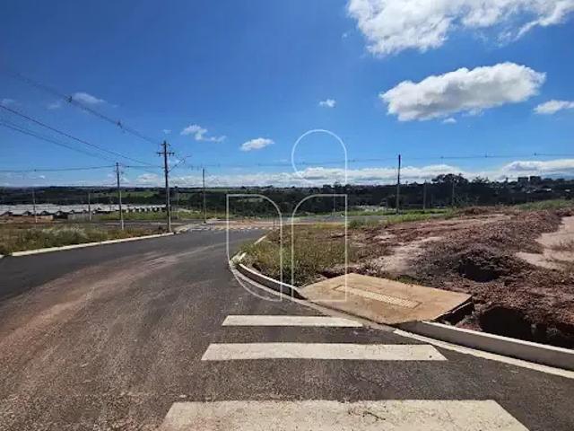 Terreno / Lote para Venda em Marília/SP Jardim Cavallari