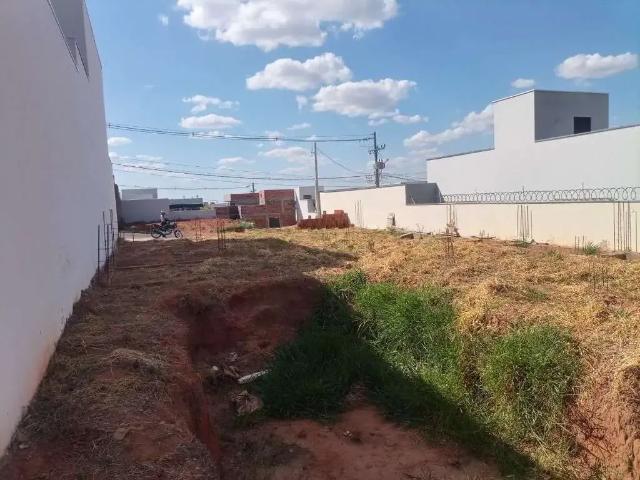 Terreno / Lote para Venda em Marília/SP Jardim Florença