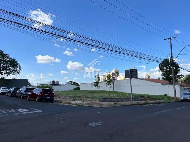 Terreno / Lote para Venda em Marília/SP Senador Salgado Filho