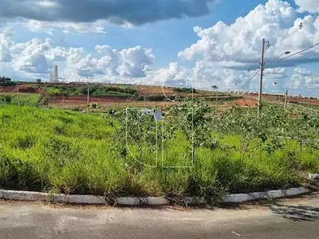 Terreno / Lote para Venda em Marília/SP Parque das Flores