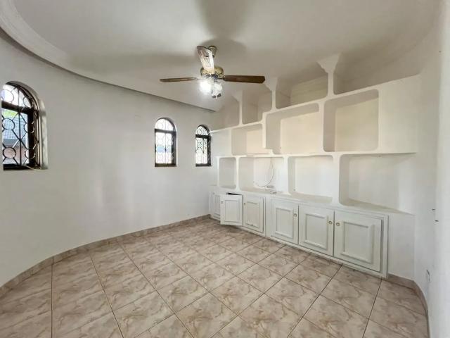 Terreno / Lote para Venda em Maringá/PR Zona 02