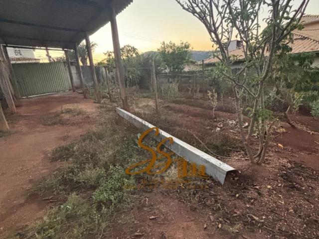 Terreno / Lote para Venda em Mateus Leme/MG Centro