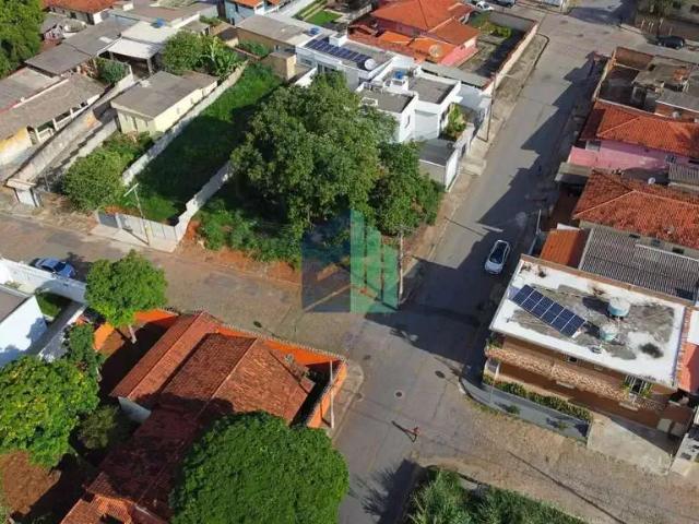 Terreno / Lote para Venda em Mateus Leme/MG Centro