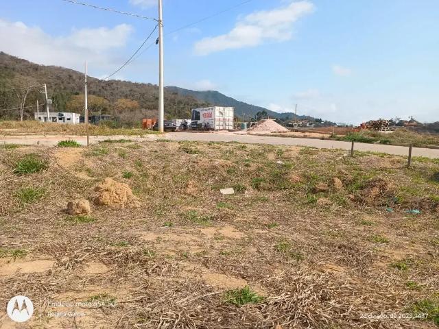 Terreno / Lote para Venda em Miguel Pereira/RJ Parque Guararapes