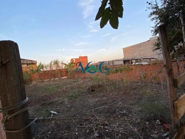 Terreno / Lote para Venda em Monte Mor/SP Parque Residencial São Clemente