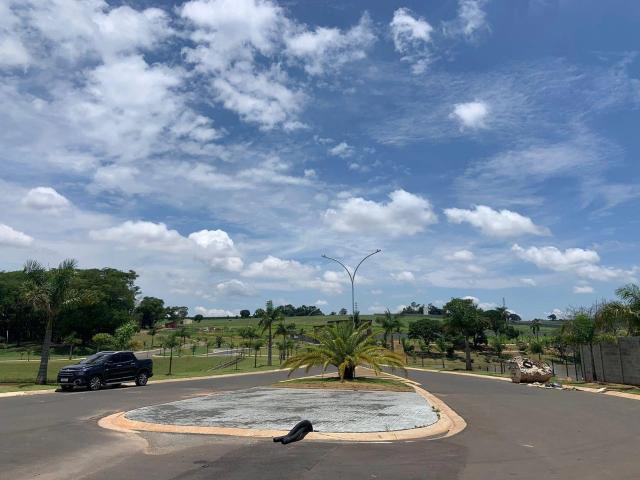 Terreno / Lote para Venda em Mogi Mirim/SP Residencial Flor D'Aldeia
