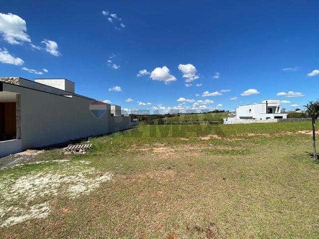 Terreno / Lote para Venda em Mogi Mirim/SP Residencial Flor D'Aldeia