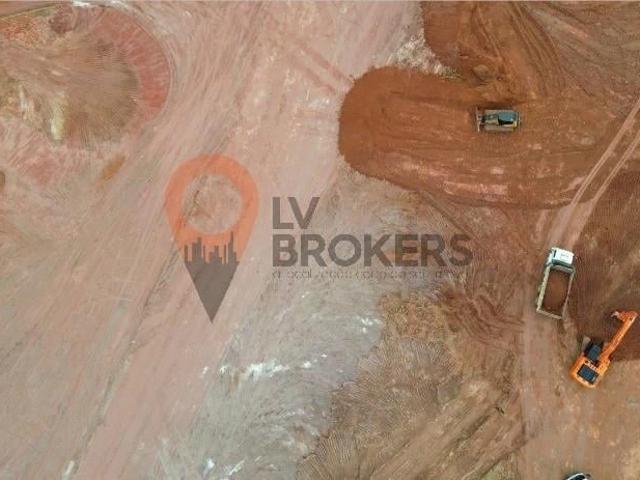 Terreno / Lote para Venda em Mogi das Cruzes/SP Jundiapeba