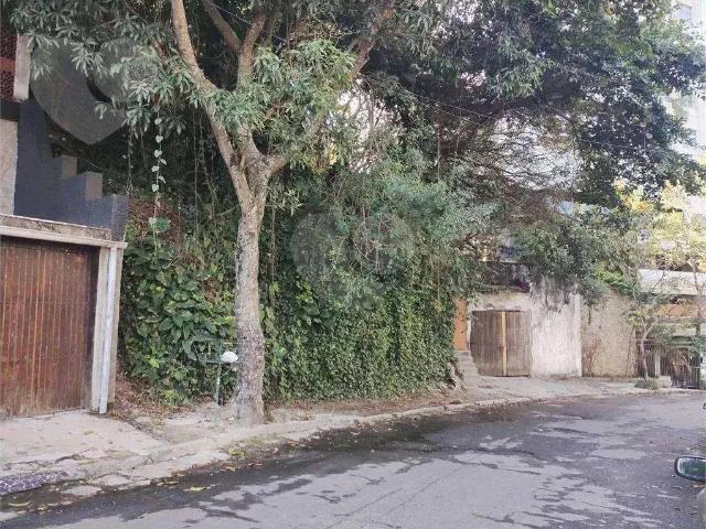 Terreno / Lote para Venda em Niterói/RJ Boa Viagem