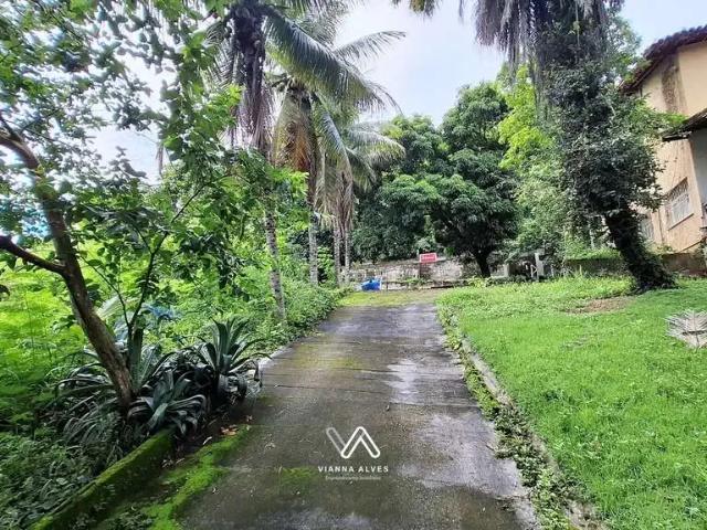 Terreno / Lote para Venda em Niterói/RJ Badu